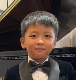 Lucas Hu