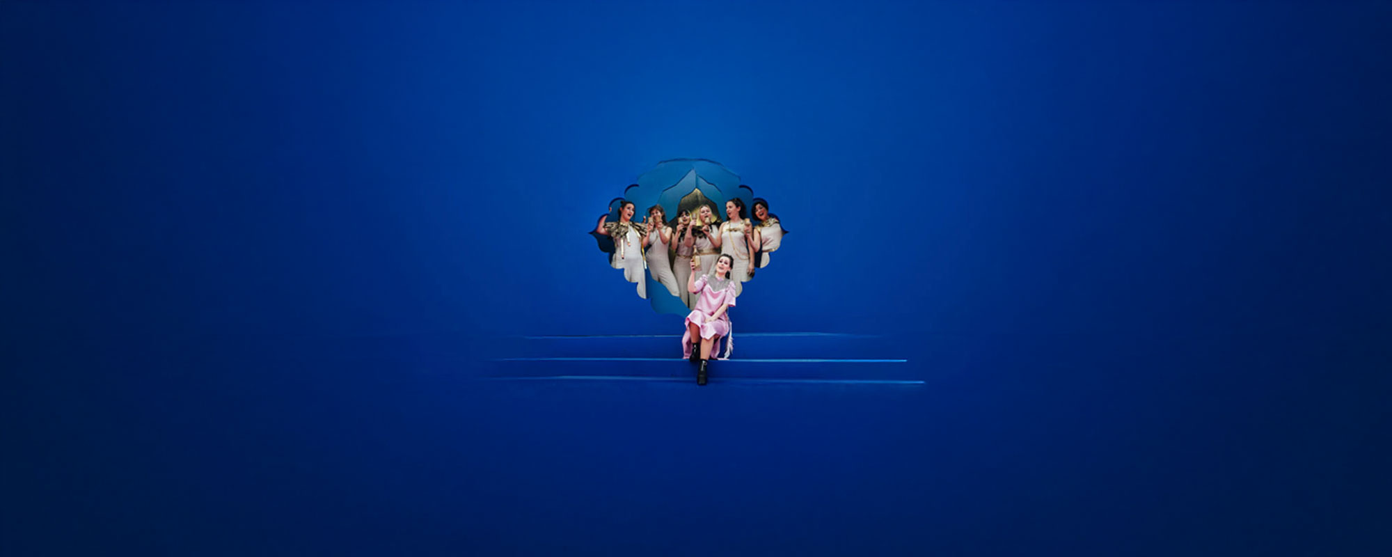 Indigo und die 23 R盲uberInnen